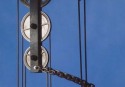 AC003