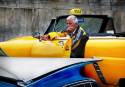 taxista-en-el-capitolio-la-habana
