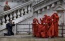 33-Quintana Fiore, Rosalba - Fotografiando la protesta - Actividades Humanas - Aceptada